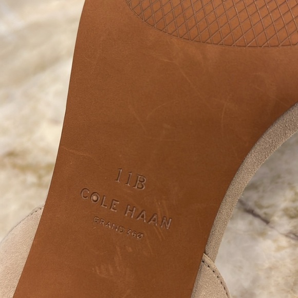 Cole Haan Josie Block Heel‎ Sandals | Mortar Suede | Size 11 - Picture 9 of 10